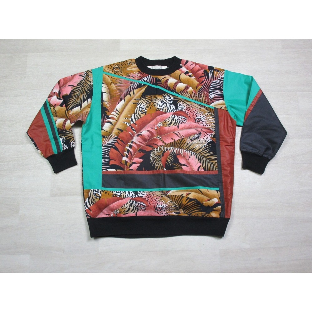 Vintage 1990s Tiger Nature Animal All Over Print Art Sweatshirt Crewneck (L)‎